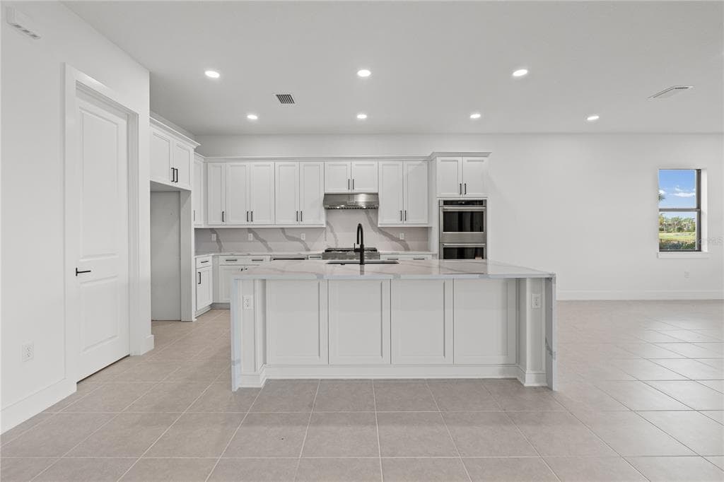 2629 WATERFRONT CIRCLE photo 22