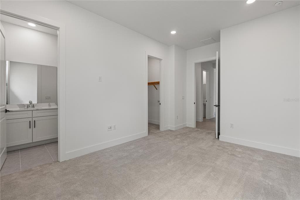 2629 WATERFRONT CIRCLE photo 18