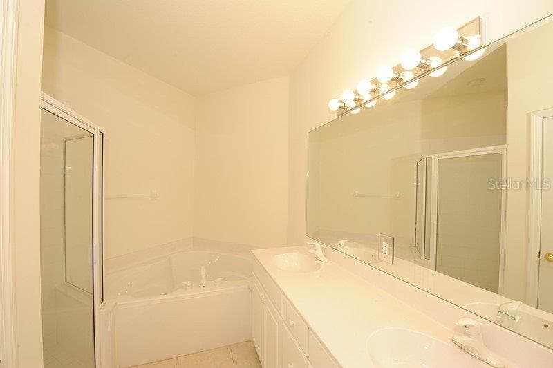 7106 PROSPERITY CIRCLE 1201 photo 12