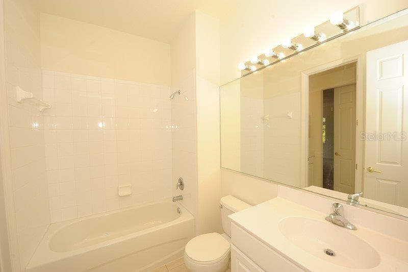 7106 PROSPERITY CIRCLE 1201 photo 8