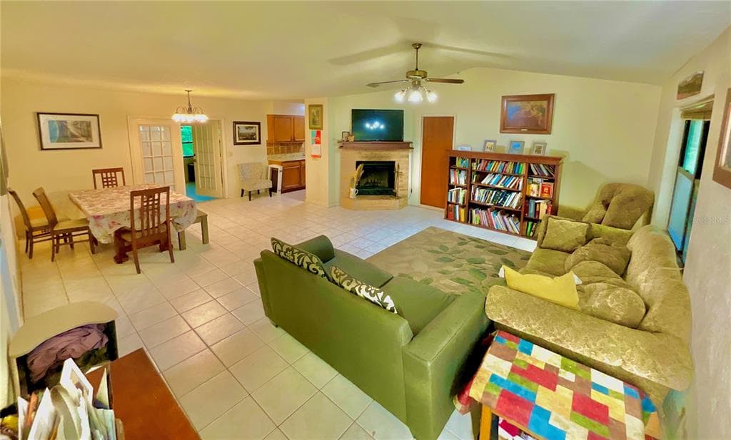 5918 COUNTY ROAD 219 photo 3