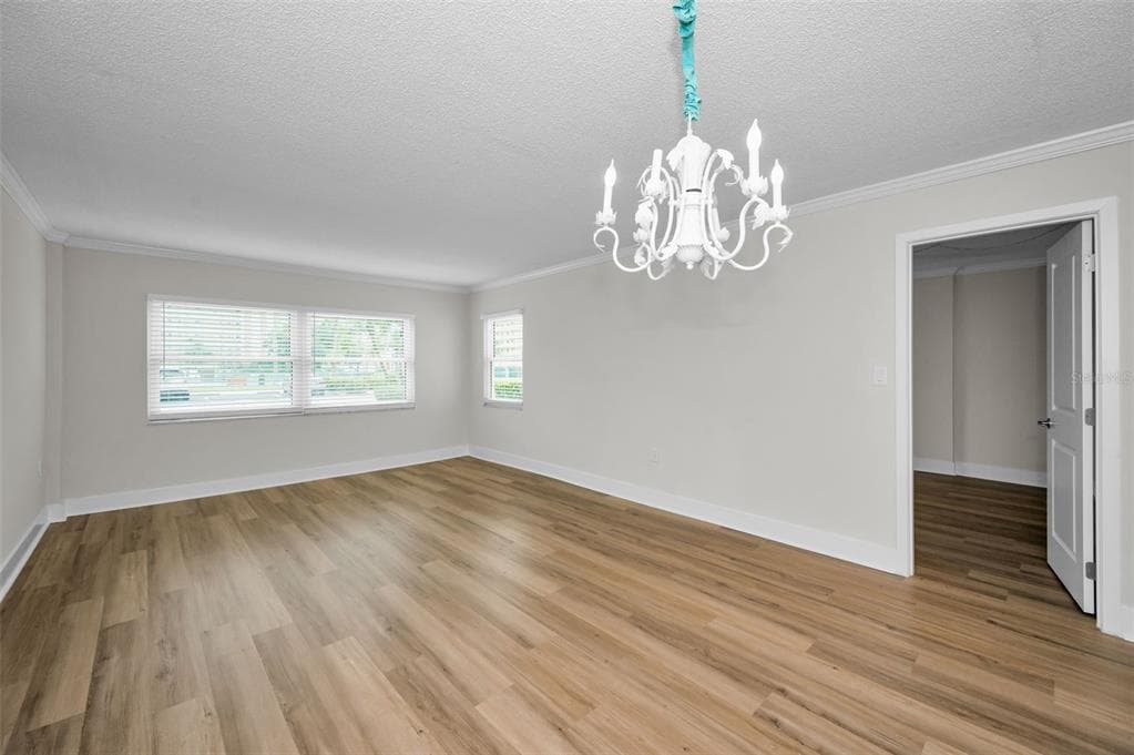4650 COVE CIRCLE 105 photo 17