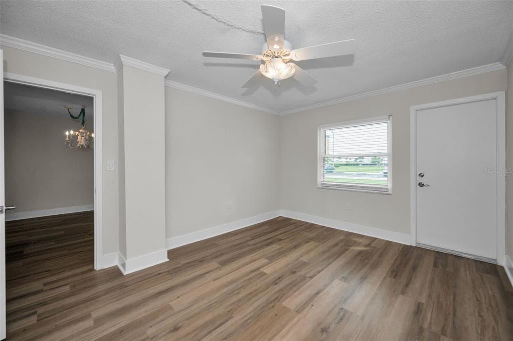 4650 COVE CIRCLE 105 photo 22
