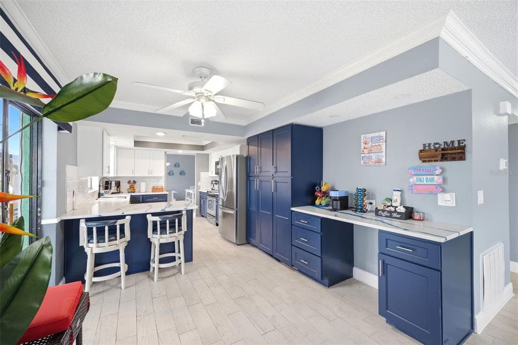 4262 PARADISE CIRCLE 5