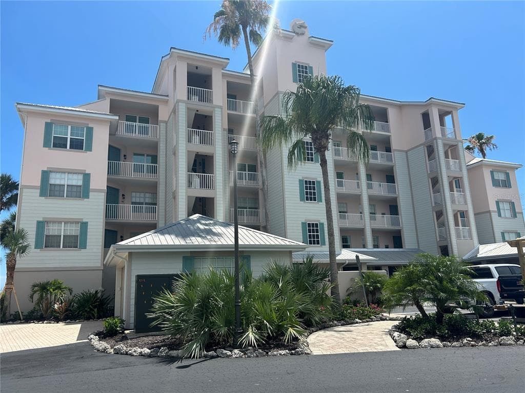 13113 GASPARILLA ROAD 405 photo 1