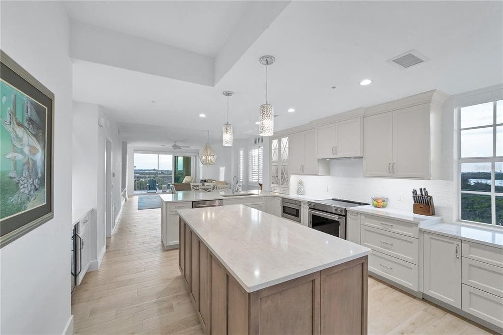 13113 GASPARILLA ROAD 405 photo 5