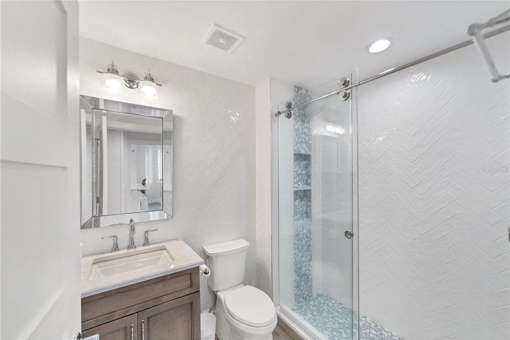 13113 GASPARILLA ROAD 405 photo 21