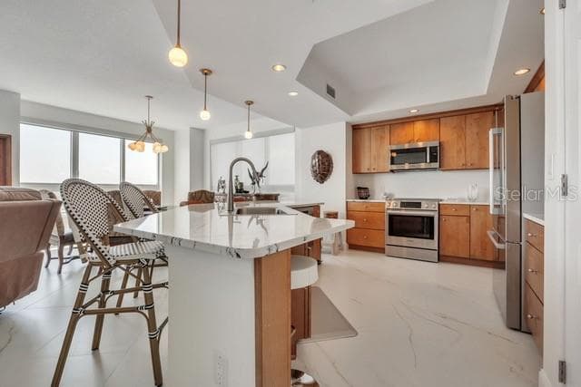 231 RIVERSIDE DRIVE 709-1 photo 6