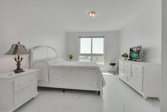 231 RIVERSIDE DRIVE 709-1 photo 13