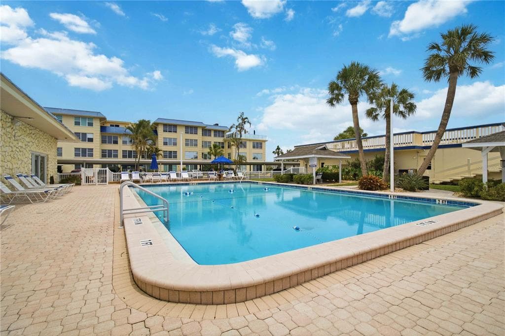 3804 GULF OF MEXICO DRIVE B204 photo 25