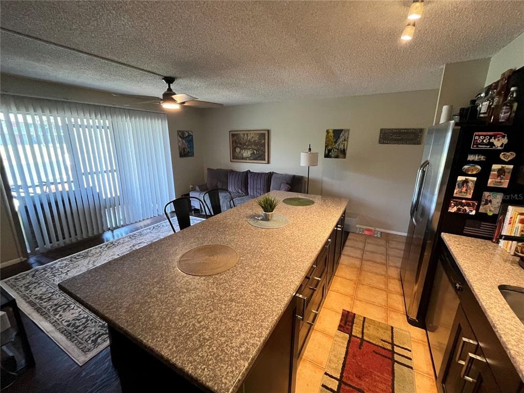 2632 HIDDEN LAKE DR N B photo 3