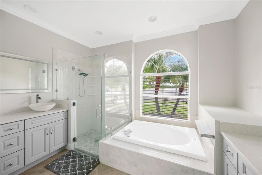 1548 MIRA LAGO CIRCLE photo 5