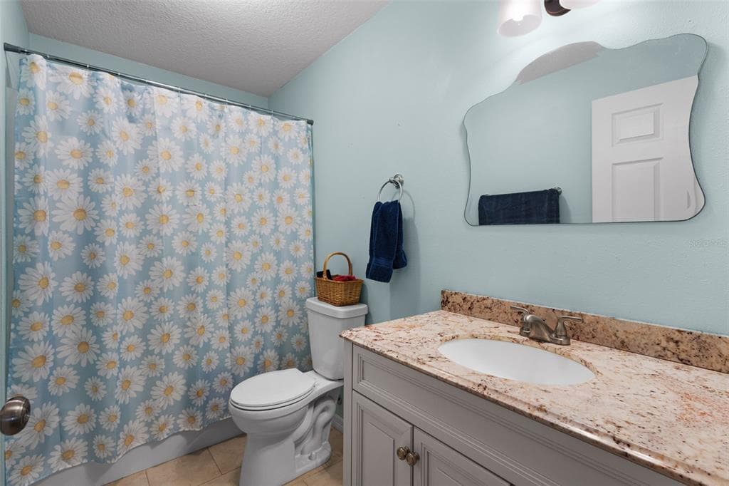 10250 NE 5TH AVENUE photo 19