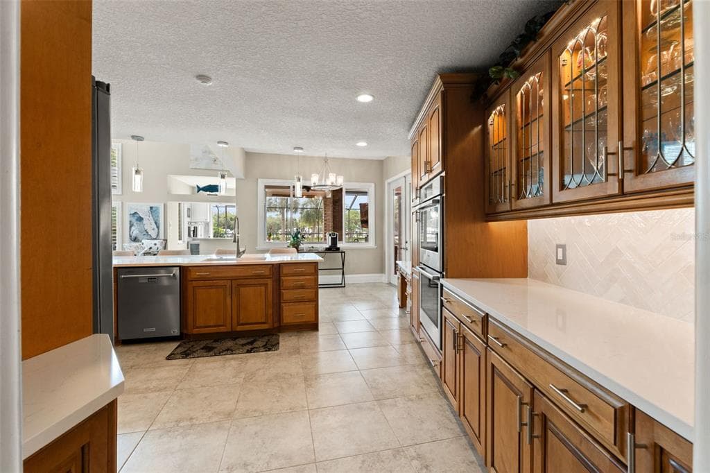 6936 RIVER ROAD photo 15