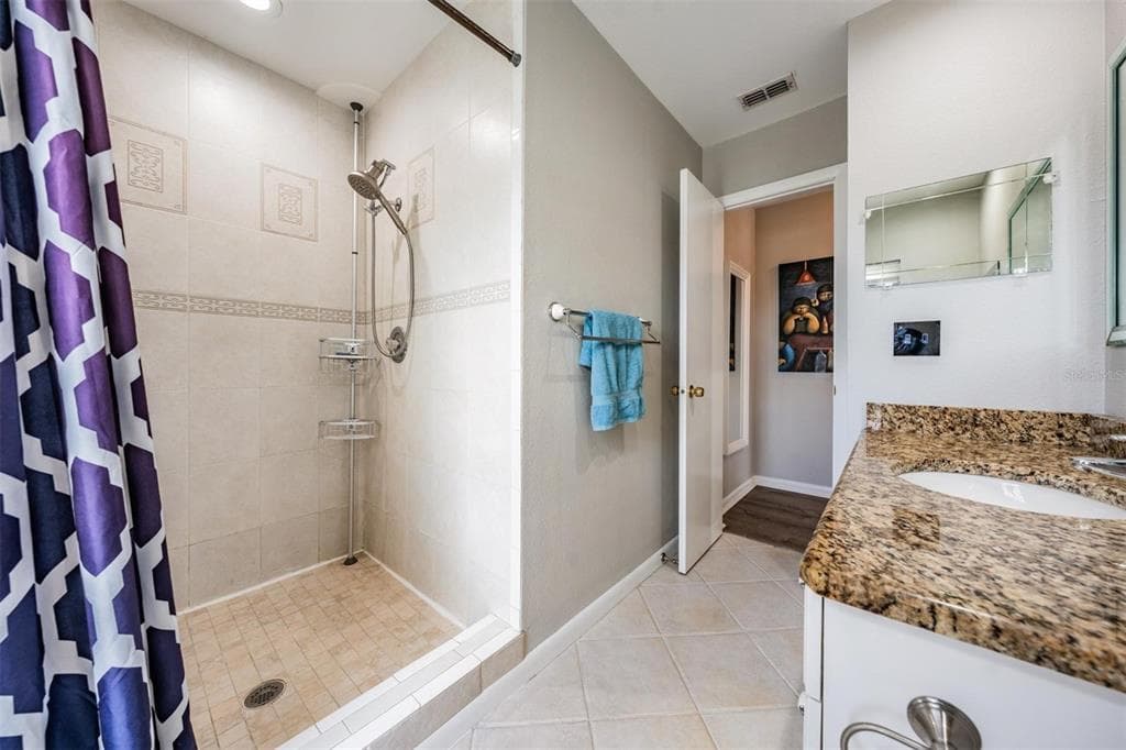 4939 FLORAMAR TERRACE 914 photo 16