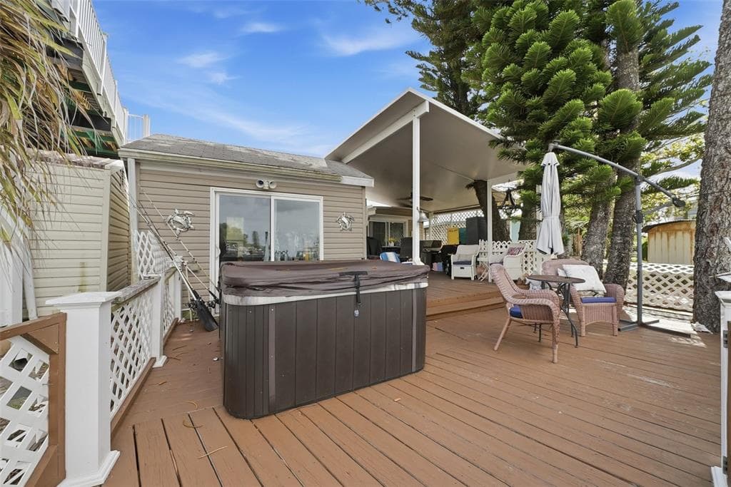 6439 TOWER DRIVE photo 1