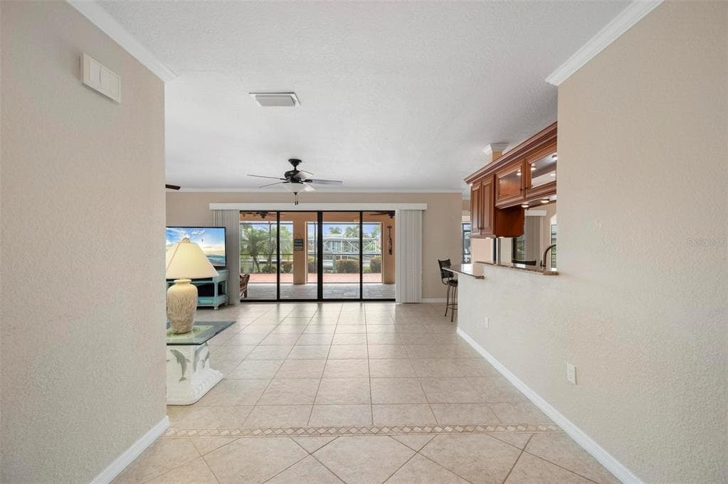 950 LASSINO COURT 5
