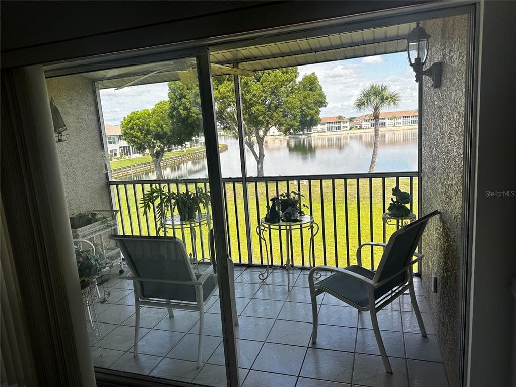 11644 SW EGRET CIRCLE 1308 photo 13