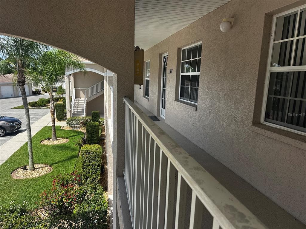 11644 SW EGRET CIRCLE 1308 photo 3
