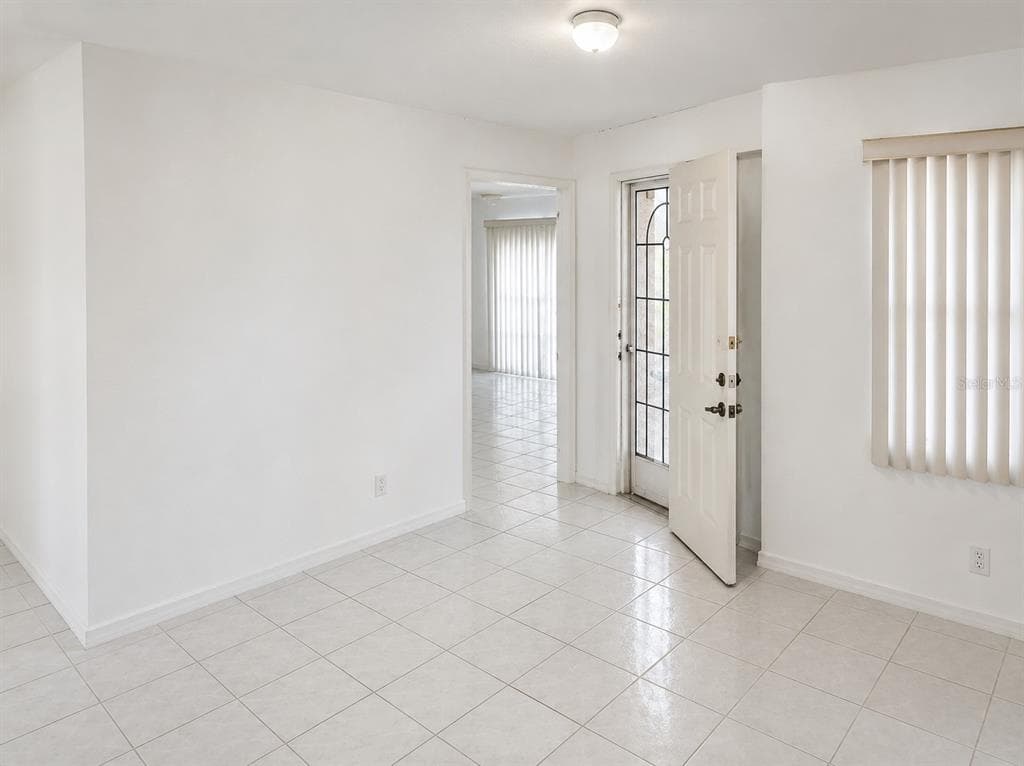 11644 SW EGRET CIRCLE 1308 photo 5