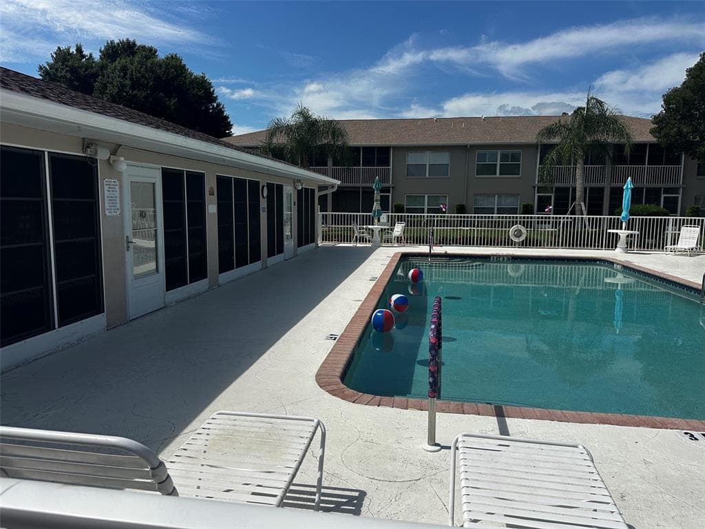 11644 SW EGRET CIRCLE 1308 photo 18