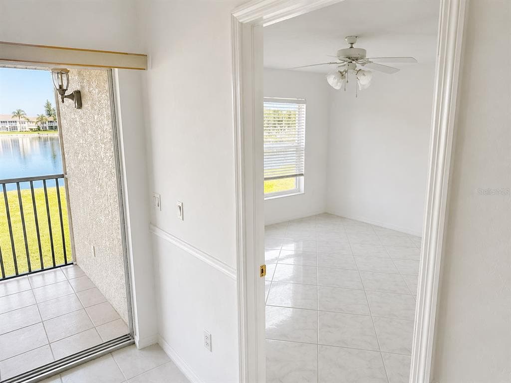 11644 SW EGRET CIRCLE 1308 photo 8