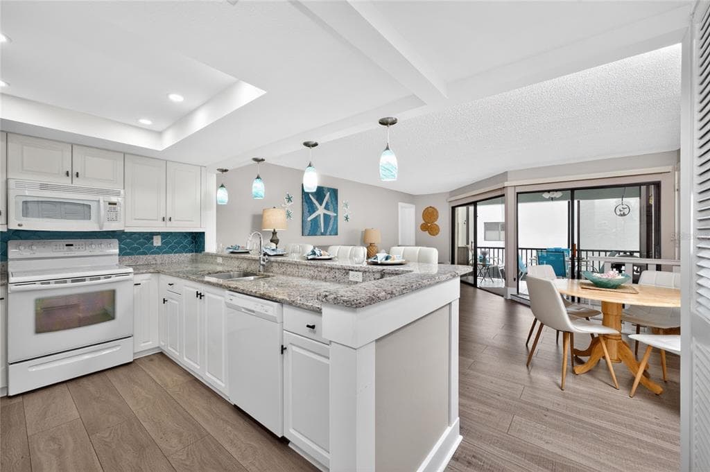 2810 N BEACH ROAD 108 photo 9