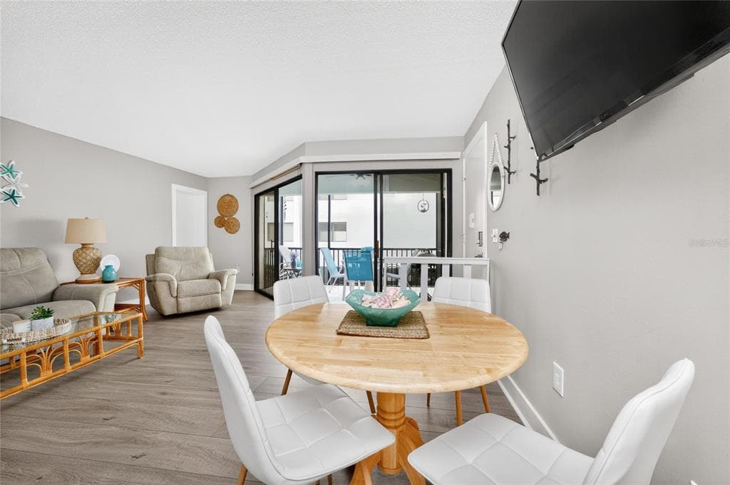 2810 N BEACH ROAD 108 photo 18