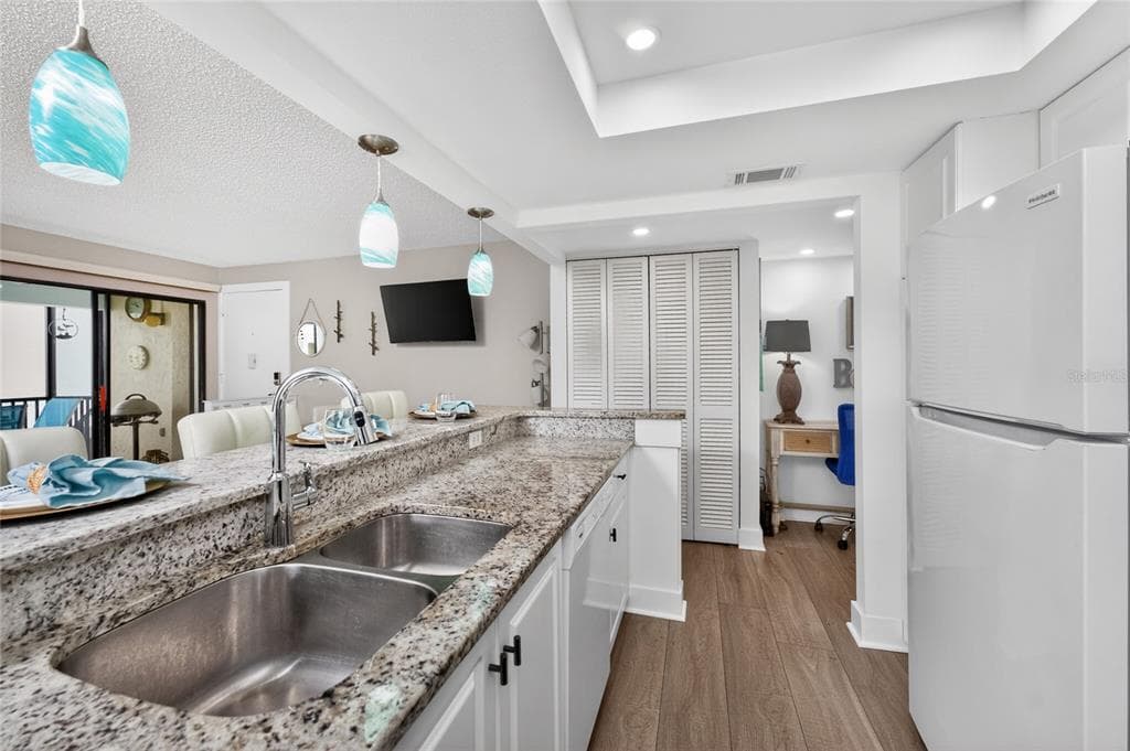 2810 N BEACH ROAD 108 photo 21