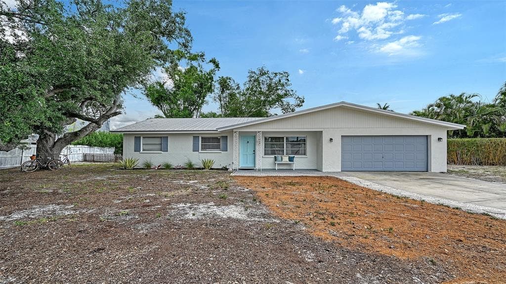 2103 LUSITANIA DRIVE photo 2