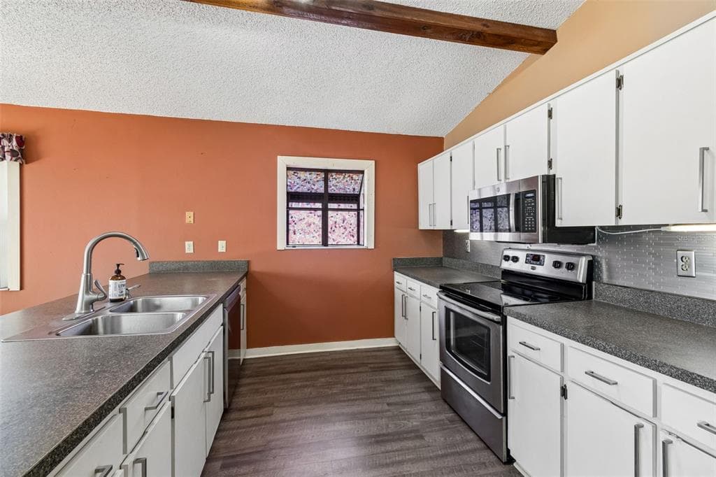 3141 N CANAL DRIVE photo 10