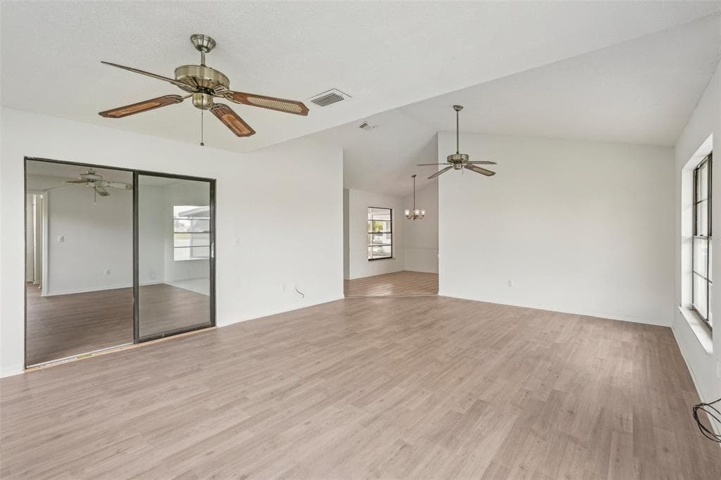 1613 COMFY COURT photo 6