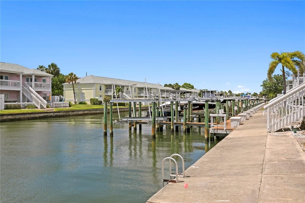 00 COQUINA KEY DRIVE SE #107SS 1