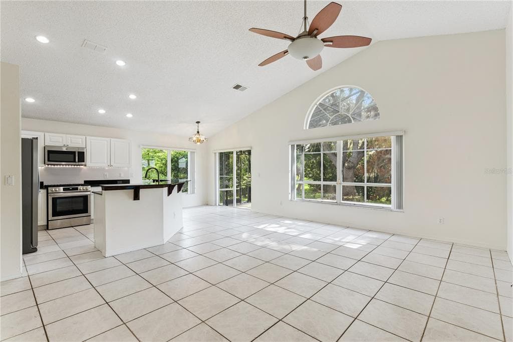 13635 WATERHOUSE WAY photo 17