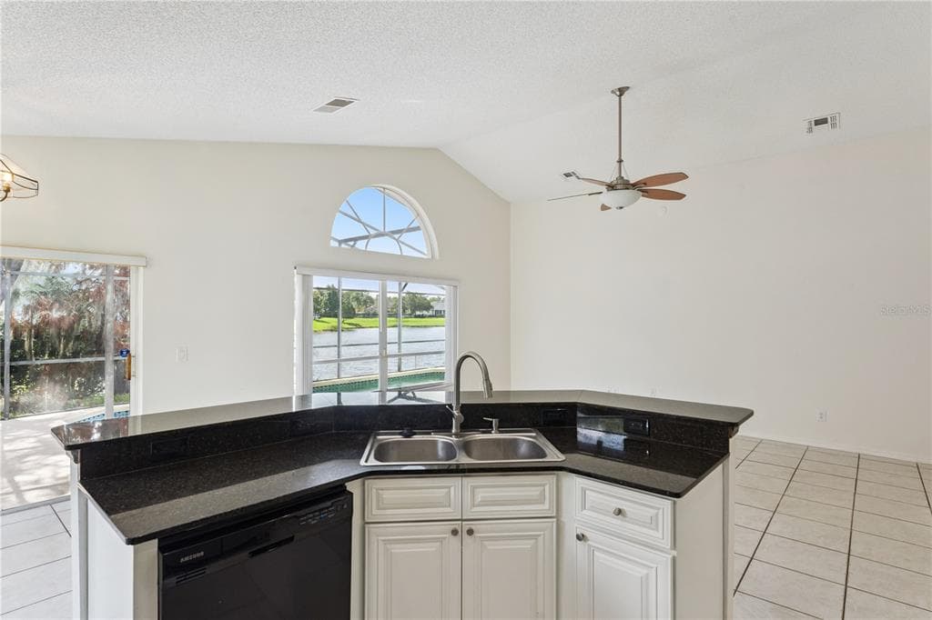 13635 WATERHOUSE WAY photo 20