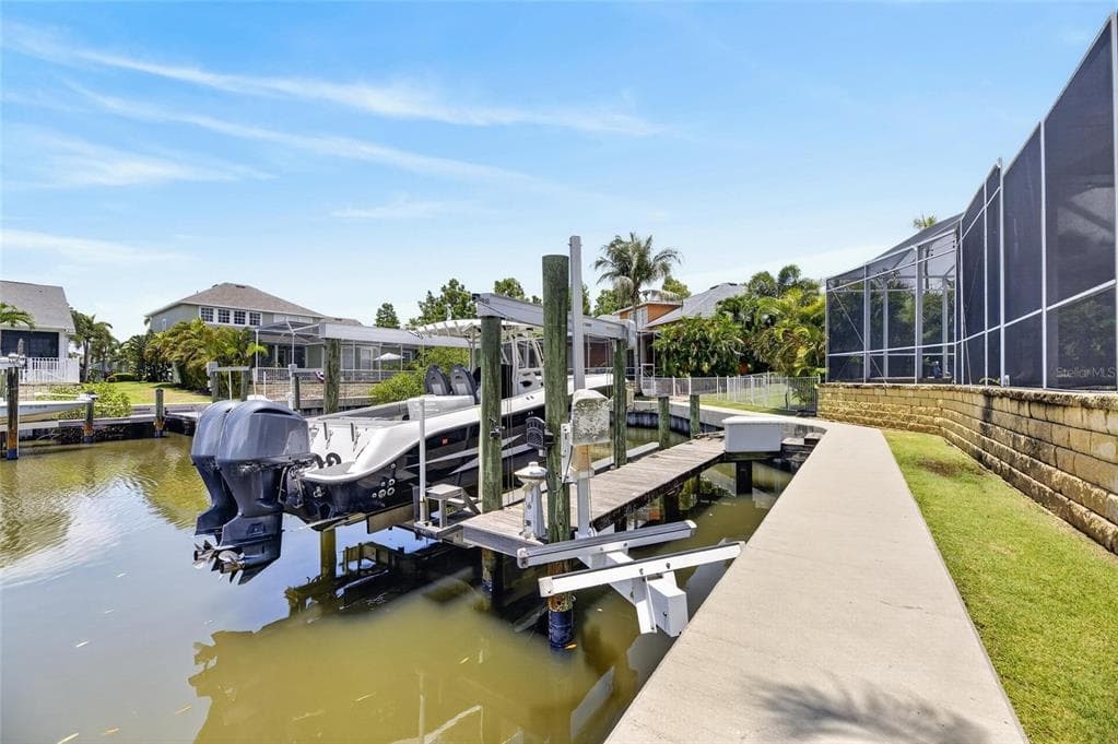 508 ISLEBAY DRIVE photo 3