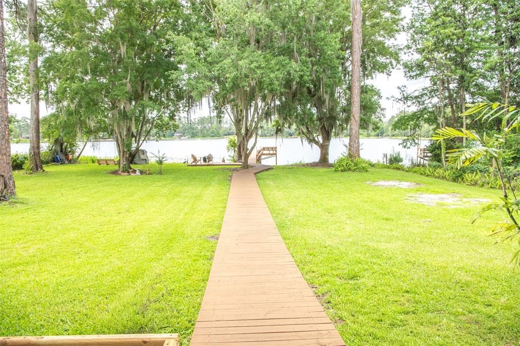 303 RILEY LAKE DRIVE photo 1