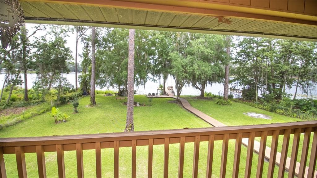 303 RILEY LAKE DRIVE photo 14