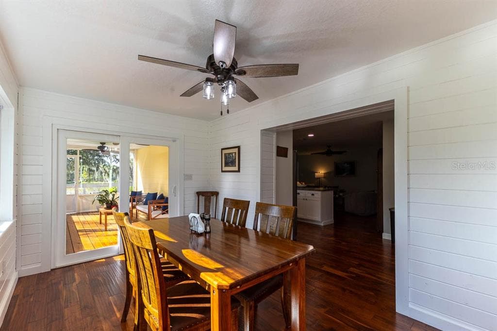 210 WESTLAKE DRIVE photo 16