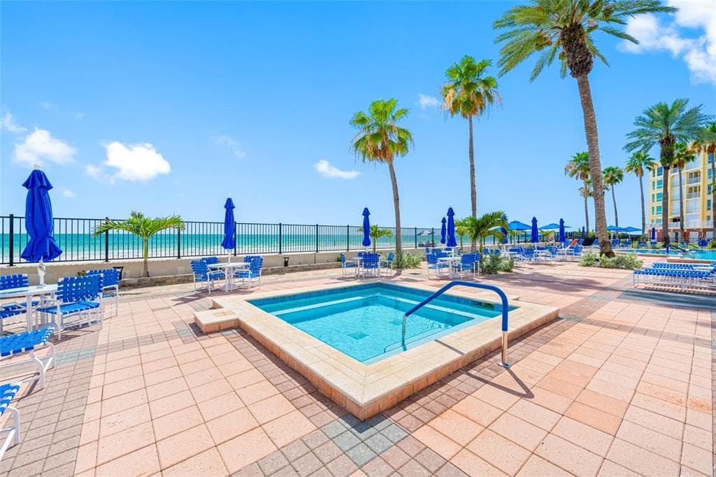 16550 GULF BOULEVARD 645 photo 24