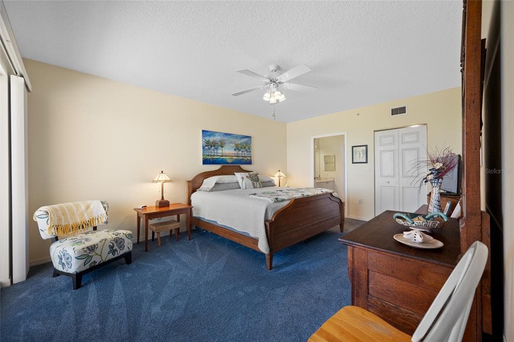 16550 GULF BOULEVARD 645 photo 11