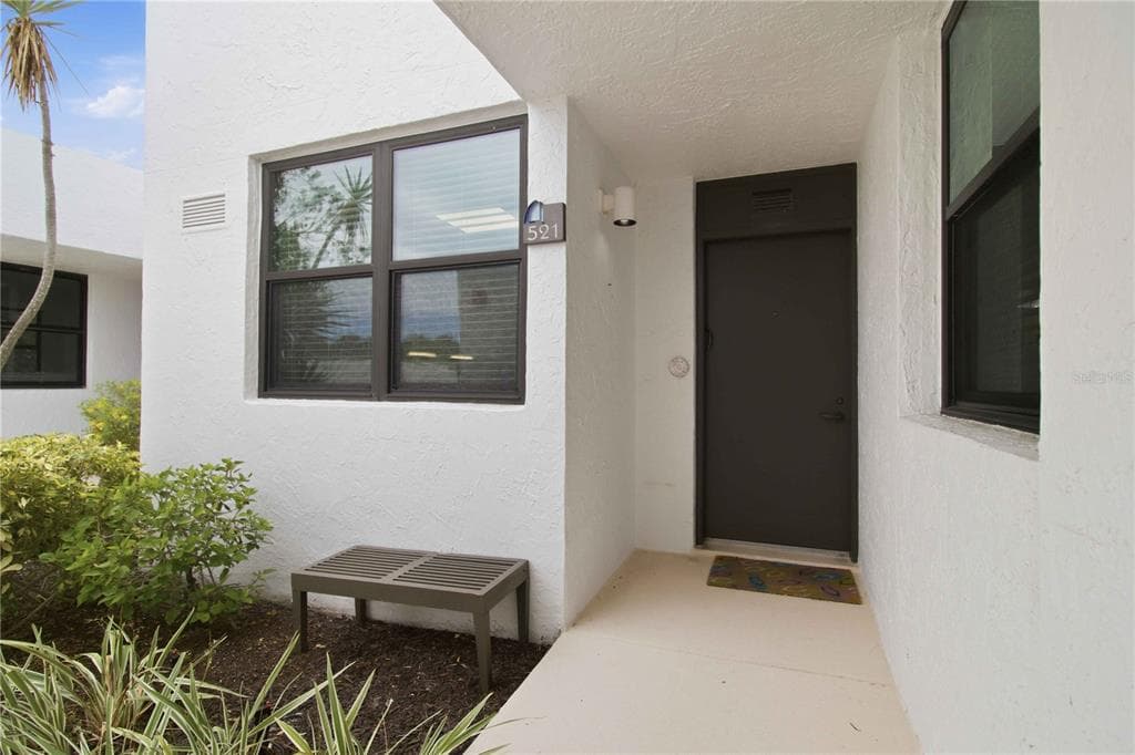 521 BAYPORT WAY 521 photo 3
