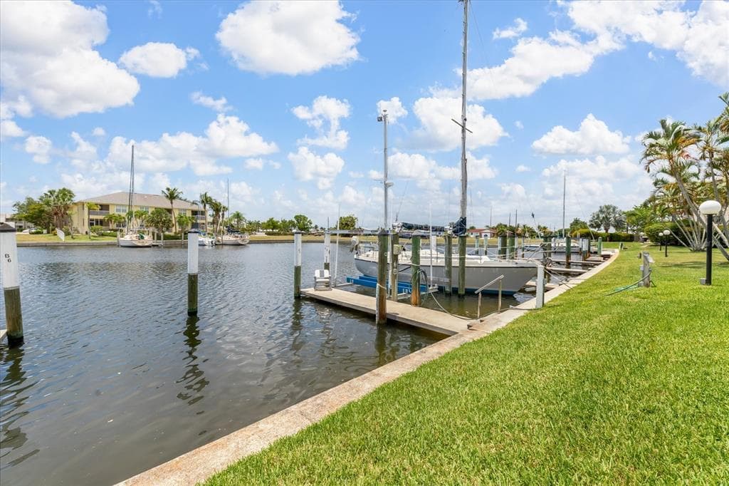 3221 WHITE IBIS COURT #C1 3