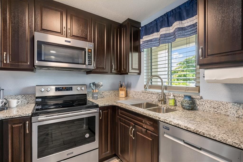 3221 WHITE IBIS COURT C1 photo 11