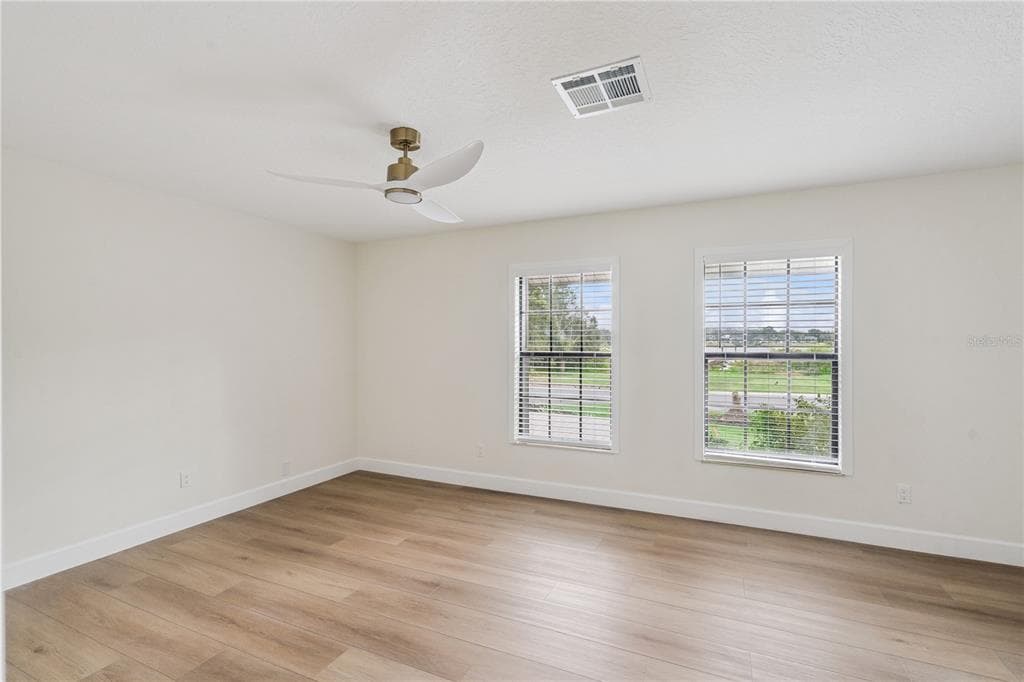 1500 WEST AVENUE photo 20