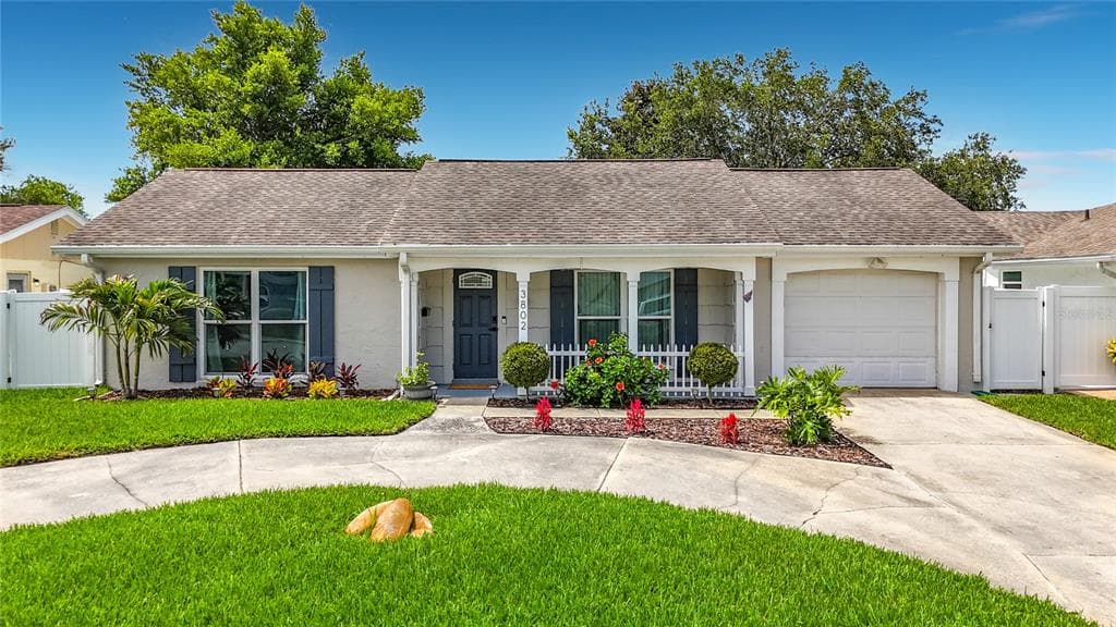 3802 GRAYTON DRIVE photo 1