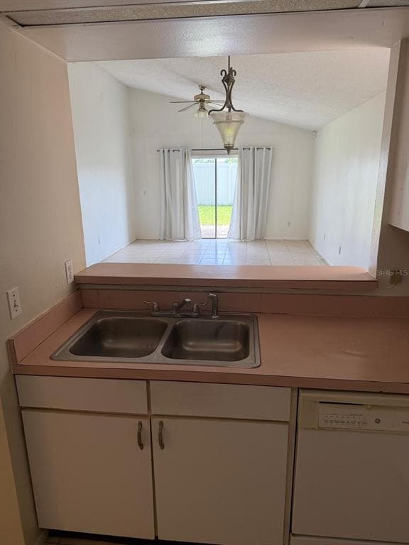 1015 OCALA WOODS LANE photo 12