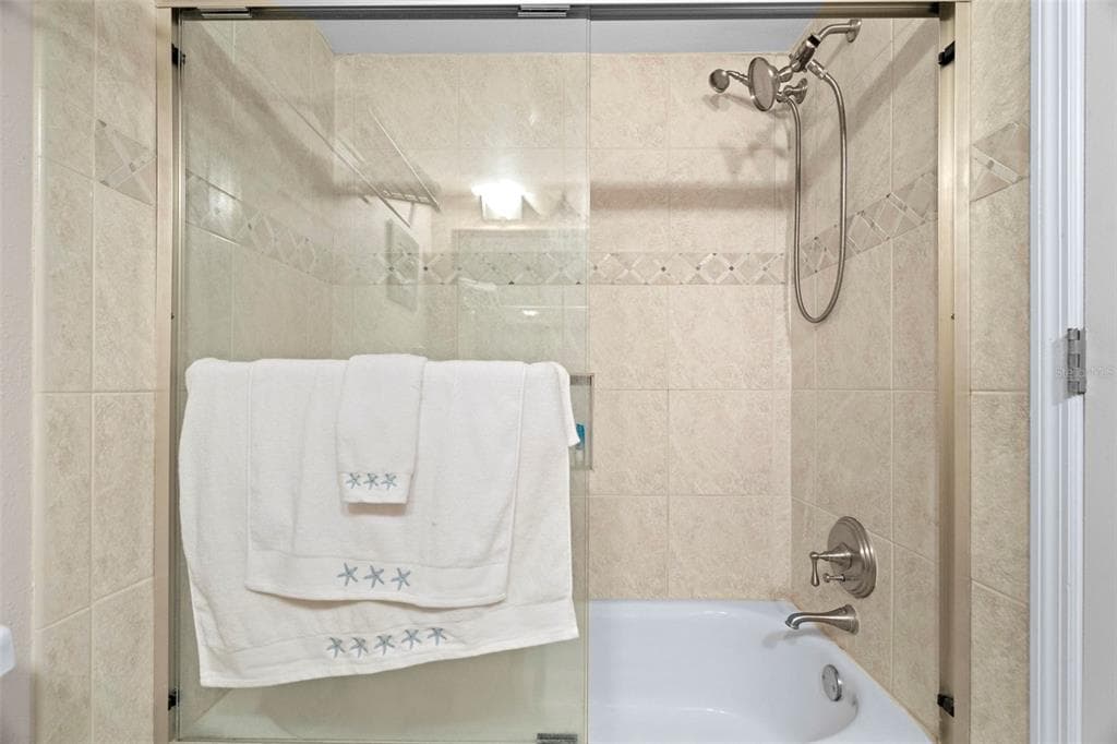 7300 SUN ISLAND DRIVE S 1103 photo 22