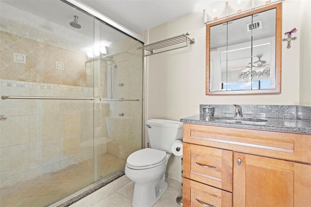 7300 SUN ISLAND DRIVE S 1103 photo 19