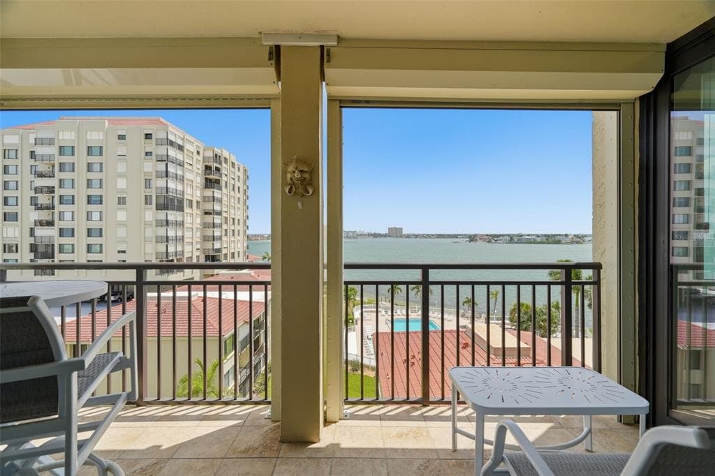 6372 PALMA DEL MAR BOULEVARD S 606 photo 14